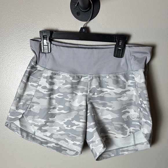 Gray Goal Five Camo Women's Shorts - Picture 1 of 7